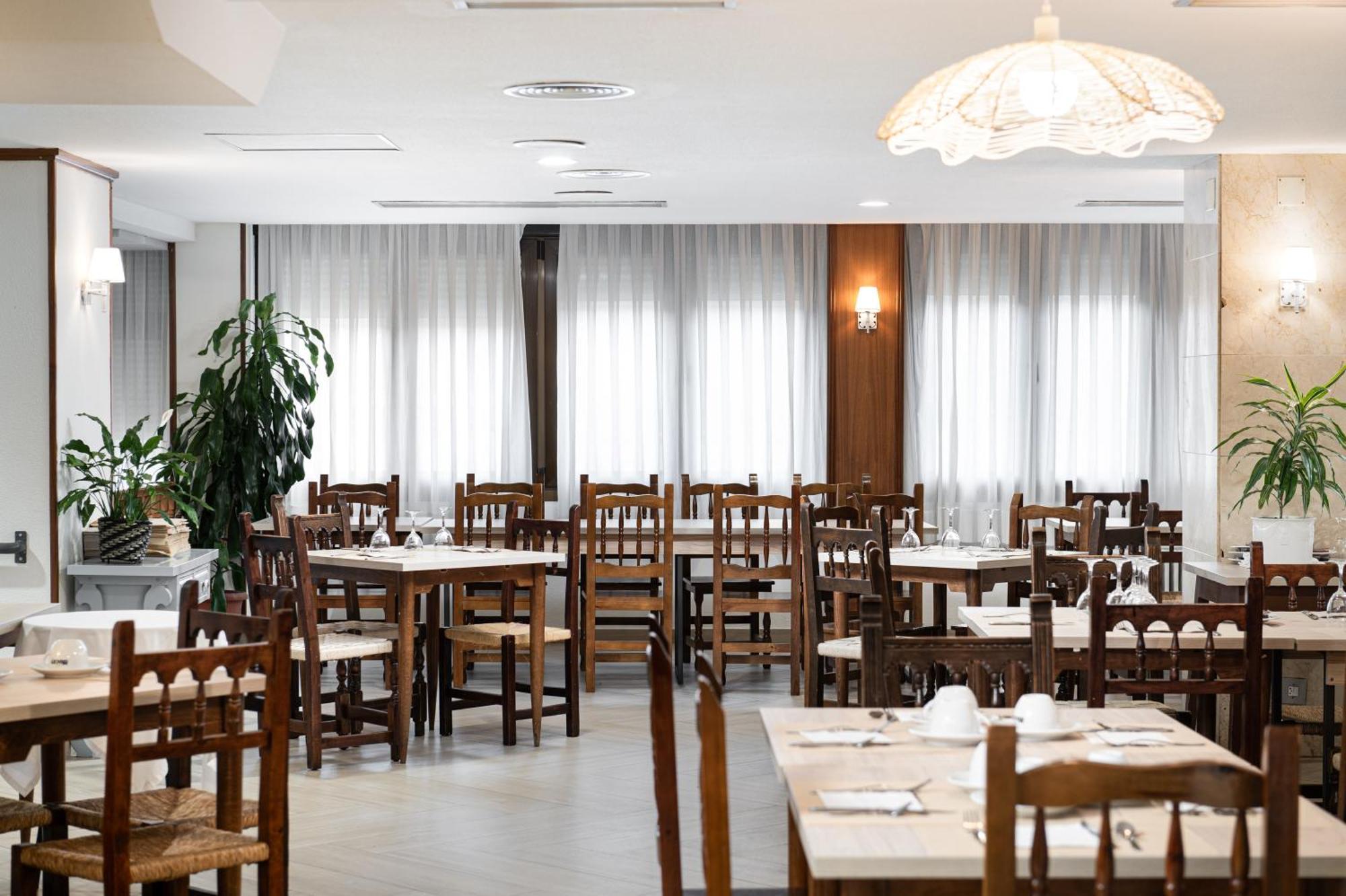 Hotel Mi Casa Sabiñánigo 외부 사진